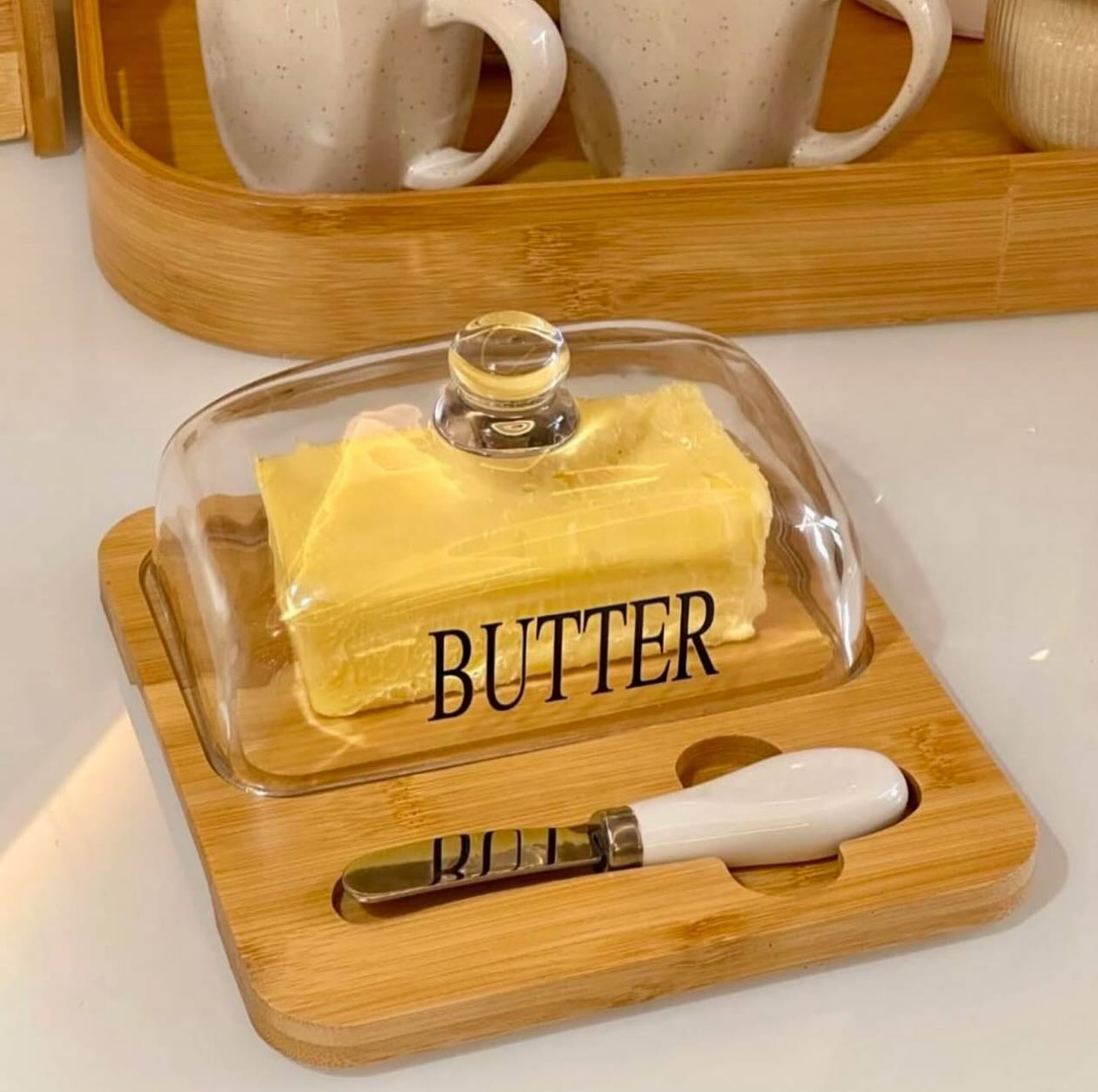 Beurrier Élégant – Verre et Plateau en Bambou