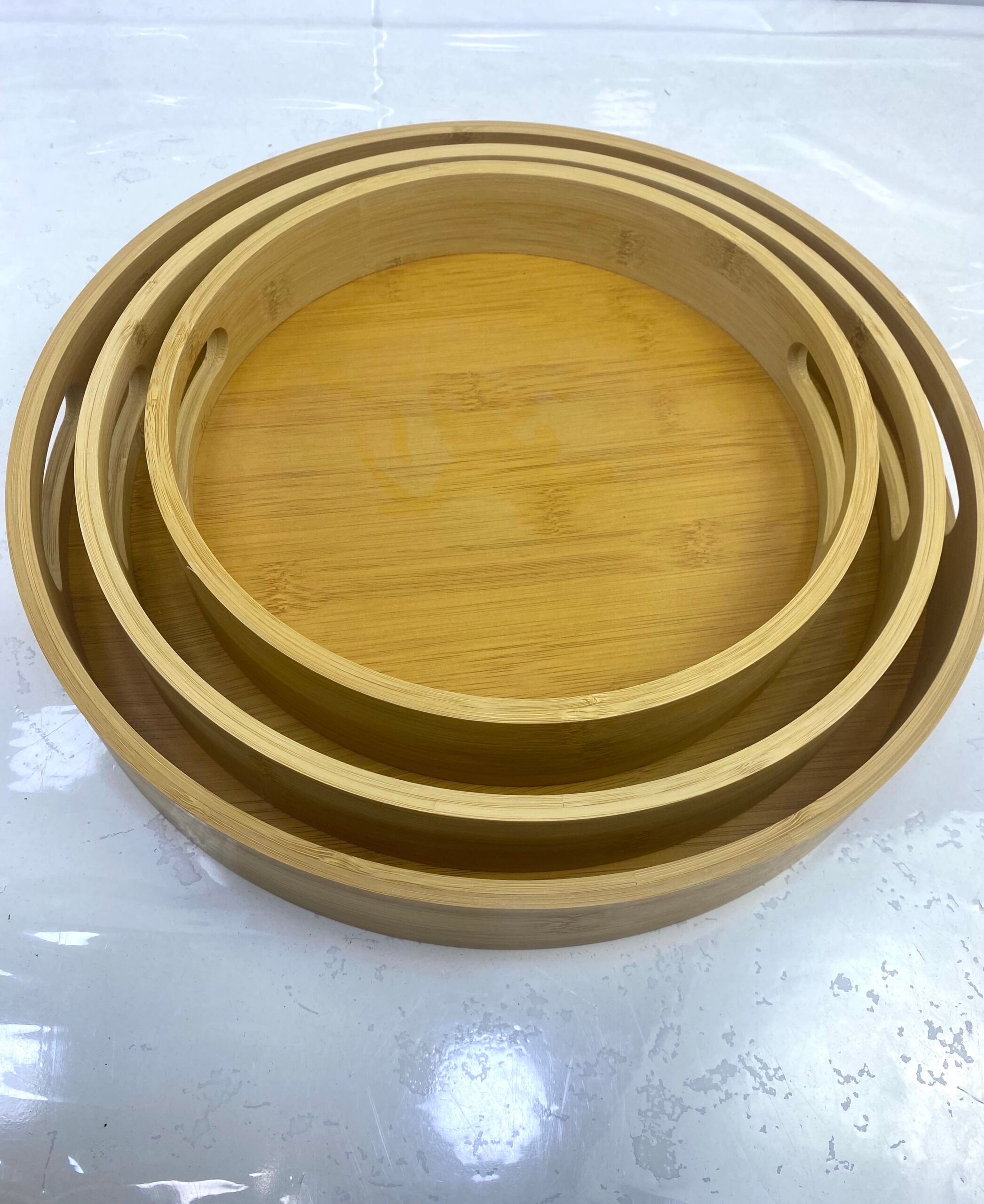 Set de 3 Plateaux de Service Ronds en Bambou Naturel - Design Empilable avec Poignées