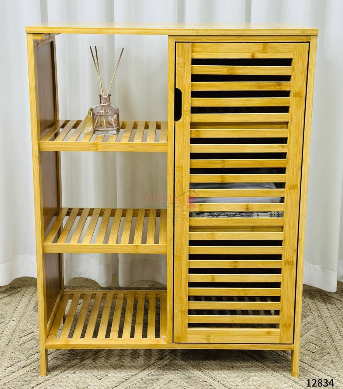 Meuble de Rangement en Bambou – 3 Étagères + Porte Persienne