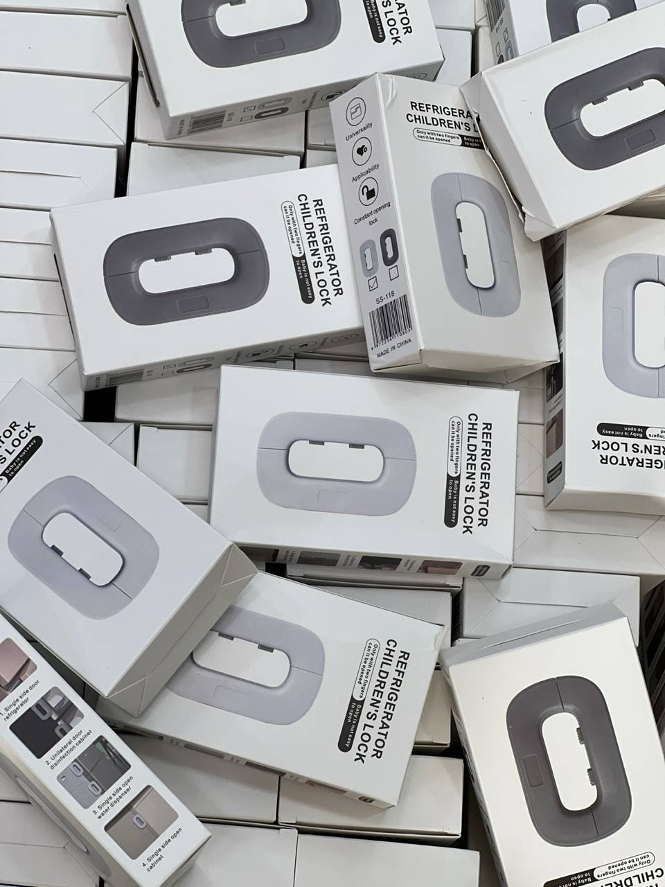 Verrou de Sécurité pour Réfrigérateur Enfant – SERRURE ADHÉSIVE INSTANTANÉE